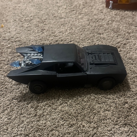 Batmobile - Picture 2 of 4